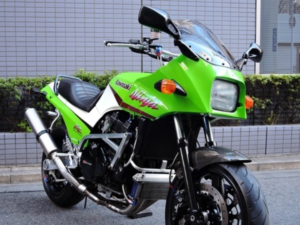 GPZ900R　A11カスタム