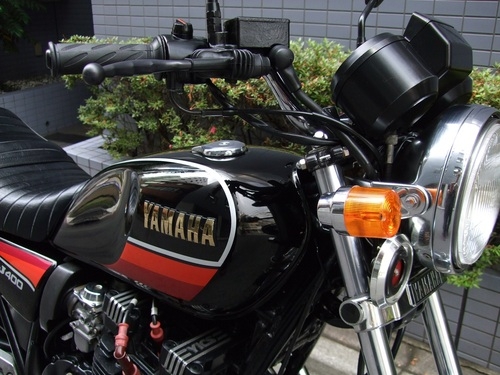 XJ400D