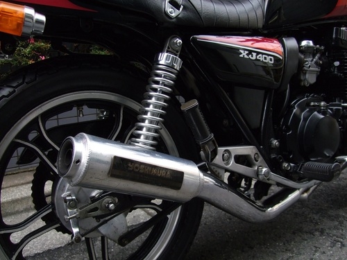 XJ400D