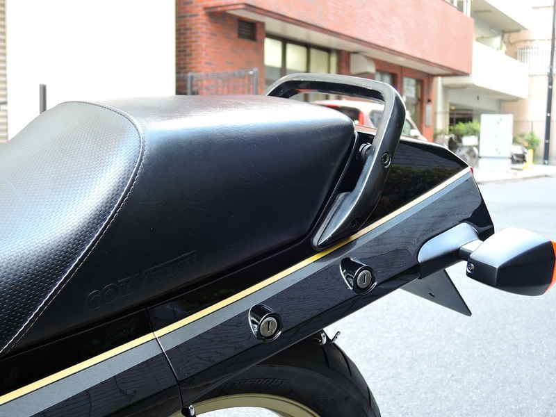GPZ900R ( KAWASAKI ) | 東京都上野のバイク街にあるバイクショップ ゼータワン（ZETA-ONE）
