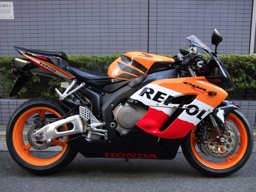 ホンダ CBR1000RR