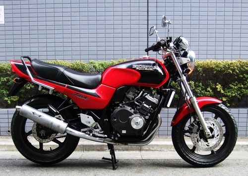 ジェイドs Honda 東京都上野のバイク街にあるバイクショップ ゼータワン Zeta One