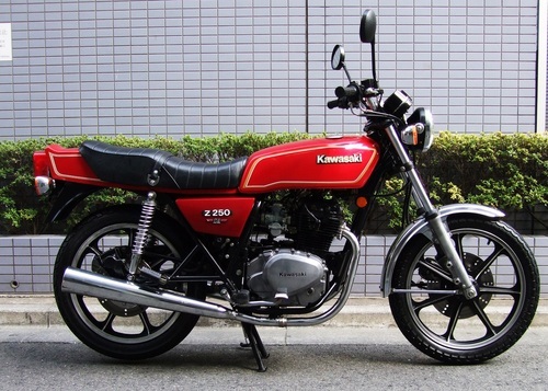 カワサキ Z250FT