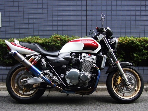 ホンダ CB1300SF