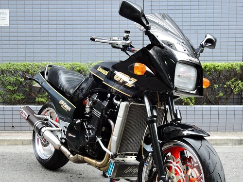 カワサキ GPZ900R