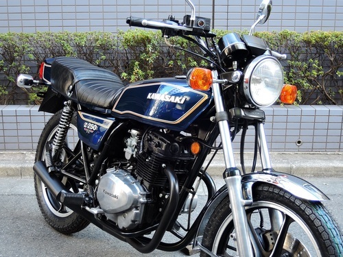 カワサキ Z250FT