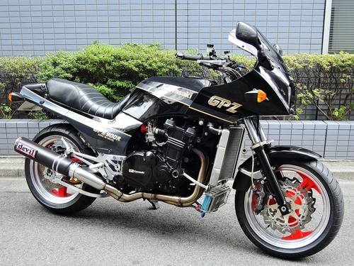 カワサキ GPZ900R