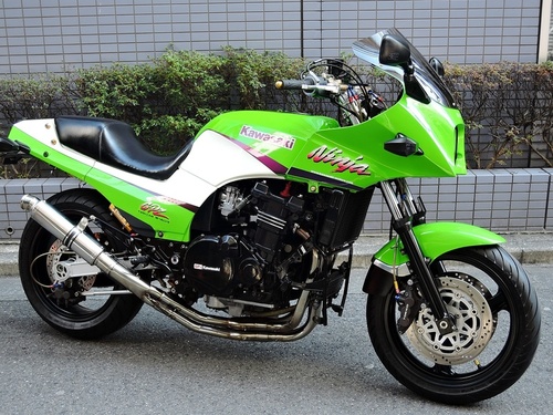 カワサキ GPZ900R