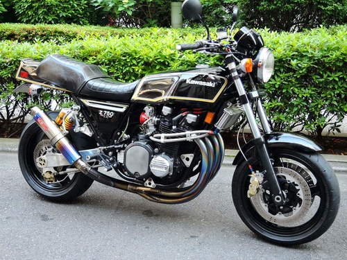 カワサキ Z750FX