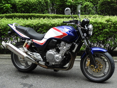 ホンダ CB400SF-VTEC　Revo