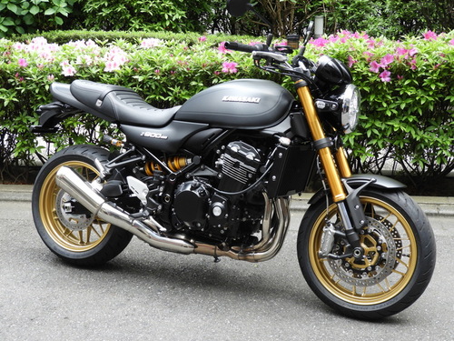 カワサキ Z900RS　SE (235.0万円)