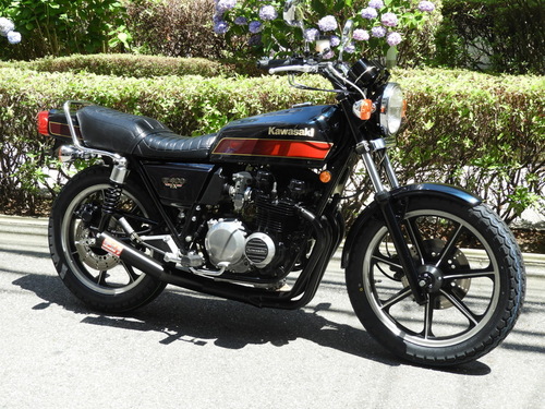 カワサキ Z400FX (458.0万円)