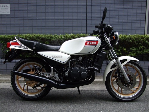 ヤマハ RZ250