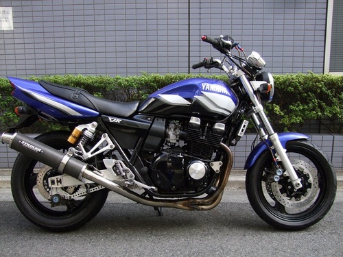 ヤマハ XJR400R