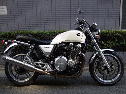 ホンダ CB1100